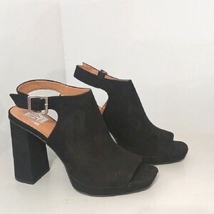 DOLCE VITA , Black Heels, Elegant And Modern, Gentle Used, Sz 8.5